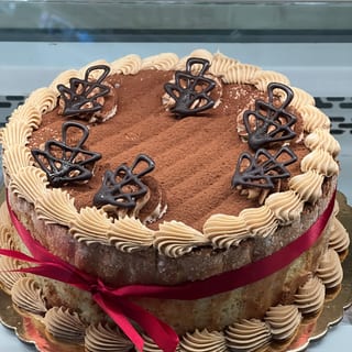 Tiramisu Cake